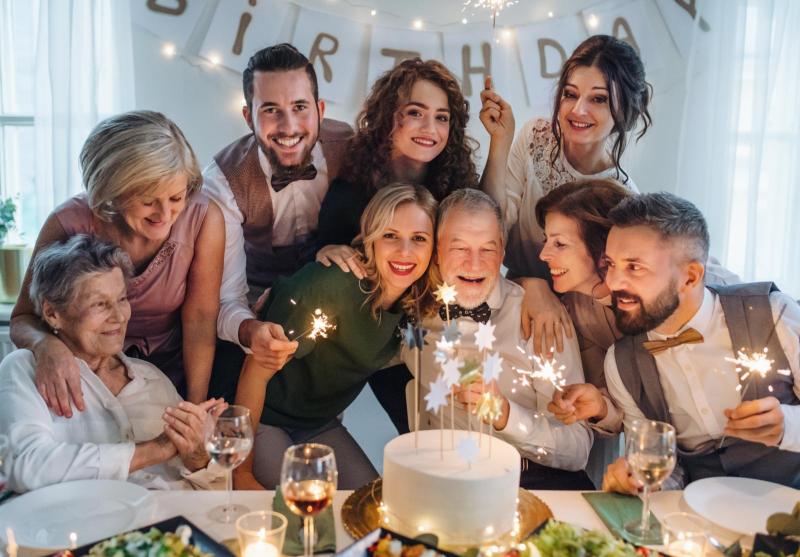 Schenken macht glücklich Anlassspenden zum Geburtstag