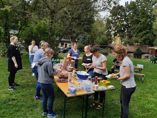 ehrenamtliche Helfer in der Pusteblume